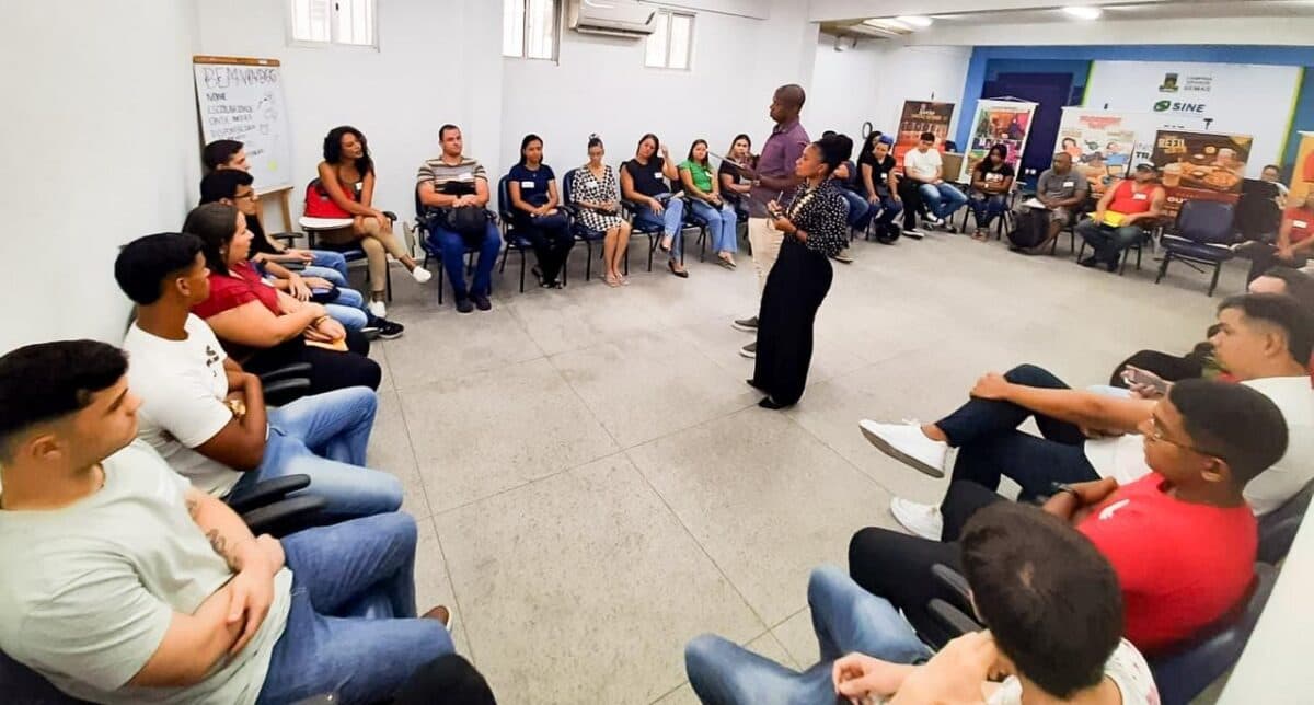 Sine oferta 100 vagas em curso de telemarketing para jovem aprendiz em Campina Grande; saiba como participar