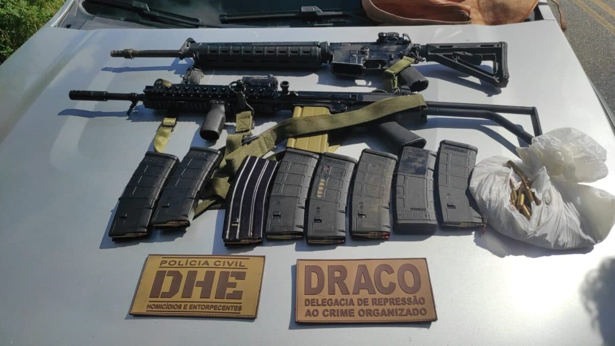 Polícia frustra assalto a carro-forte em Malta, prende dupla e apreende fuzis após troca de tiros; dois bandidos estão foragidos