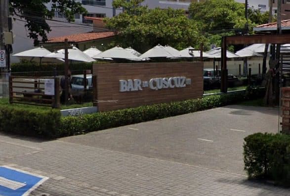 Bar do Cuscuz diz que embargo é "atitude drástica" e nega despejo de esgoto no mar do Cabo Branco