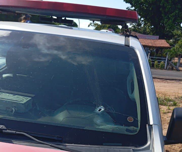 Foragido da justiça morre durante troca de tiros no Conde