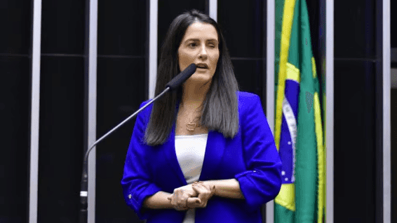 Amália Barros, deputada federal e vice do PL Mulher, morre aos 39 anos em São Paulo