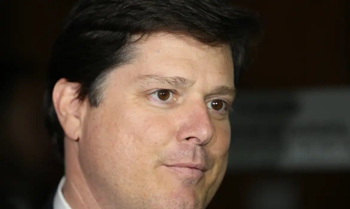 Presidente do MDB critica fala de Lula pedindo votos para Guilherme Boulos: "deveria dar o exemplo"