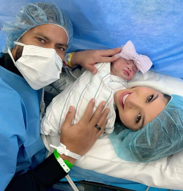 Nasce Aisha, segunda filha do atacante paraibano Hulk com Camila Ângelo