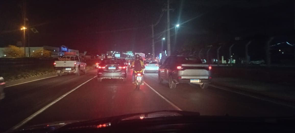 Saída para festas juninas causam caos no trânsito, com 12 km de lentidão na BR-230, na Grande João Pessoa