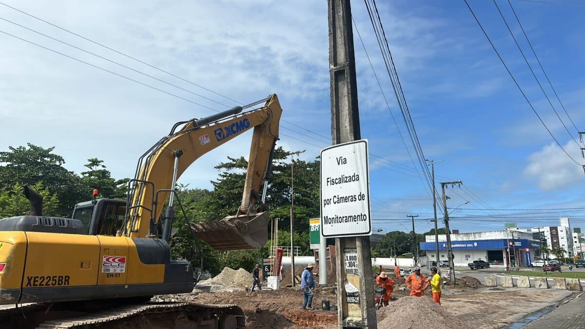 Trecho com obras de drenagem do DER-PB é interditado no bairro do Geisel