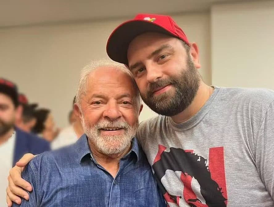 Filho de Lula xinga Janja em mensagem no WhatsApp; PRINT