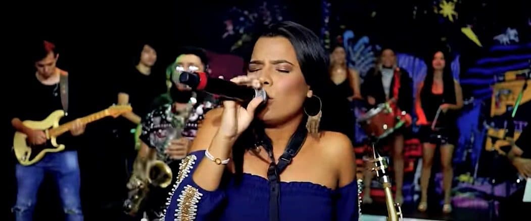 Mastruz com Leite realiza concurso para escolher nova cantora e fãs ainda podem enviar vídeos para concorrer; saiba como