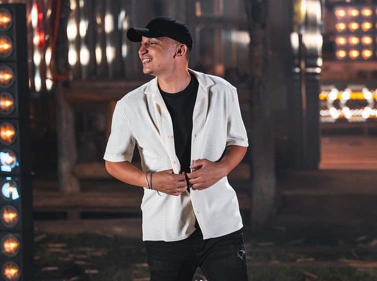 Cidade na Paraíba com 17 mil habitantes desembolsa R$ 450 mil com show de João Gomes