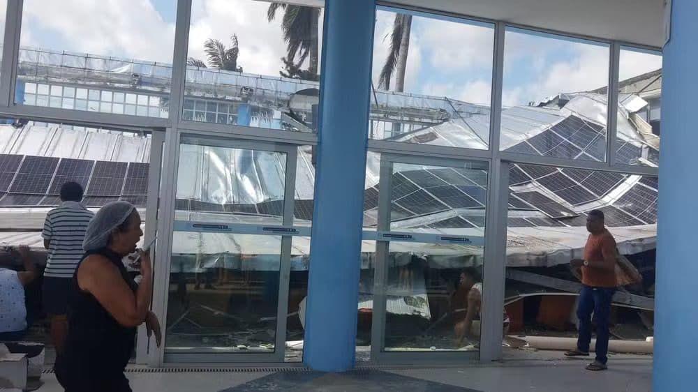 Teto de santuário desaba e deixa mortos e feridos no Recife