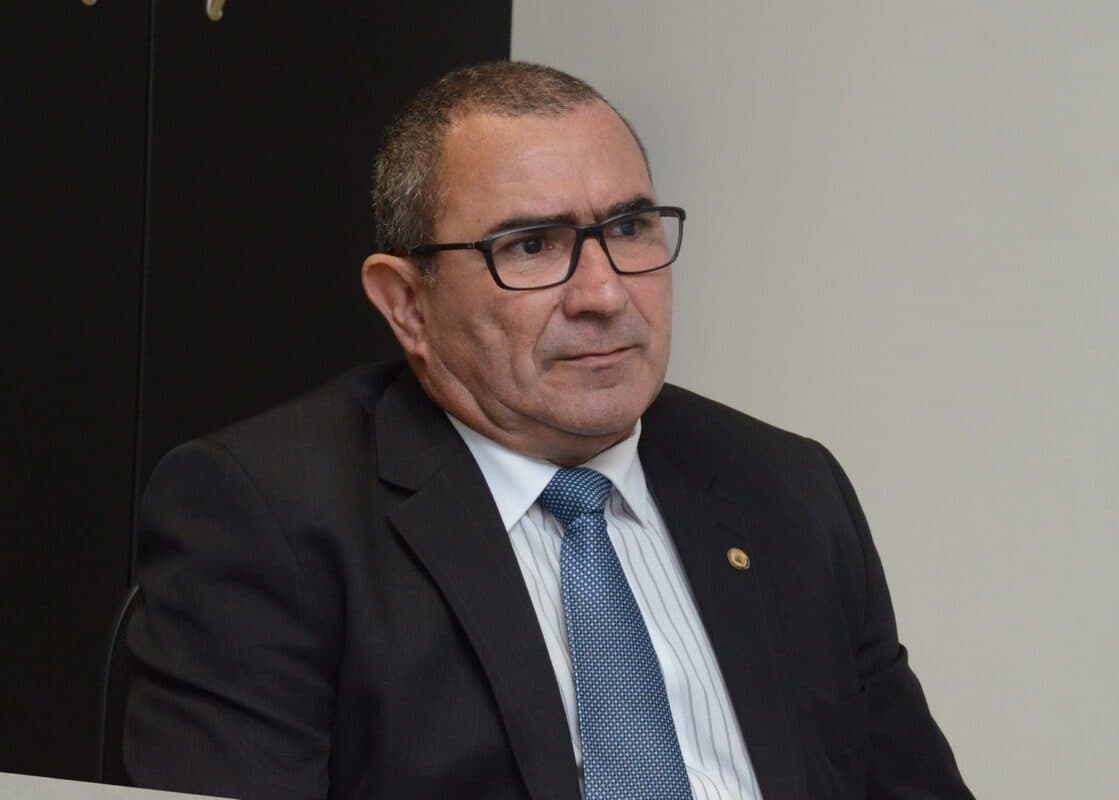 Após definir ordem e tempo de TV da propaganda eleitoral em João Pessoa, juiz volta a alertar sobre uso de inteligência artificial