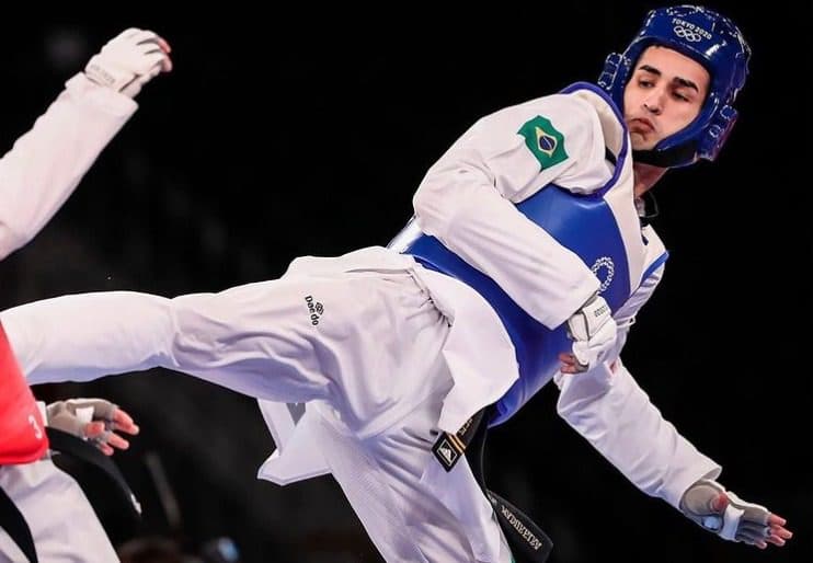 Olimpíadas: Paraibano Edival Pontes, o Netinho, vence no taekwondo e disputa medalha de bronze