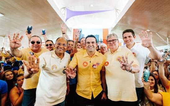 PSB oficializa Jhony Bezerra como candidato a prefeito de Campina Grande; vice na chapa também foi anunciado