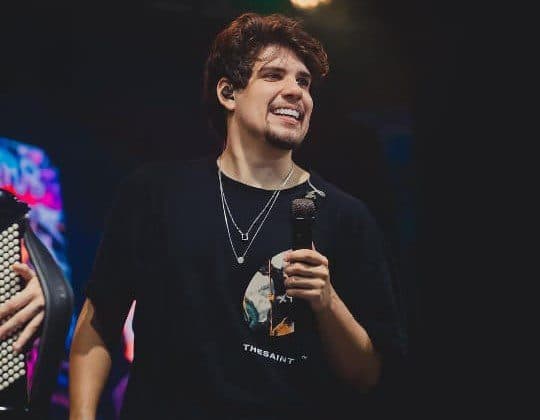 Prefeitura de Alhandra desembolsa R$ 180 mil com show de Núzio Medeiros