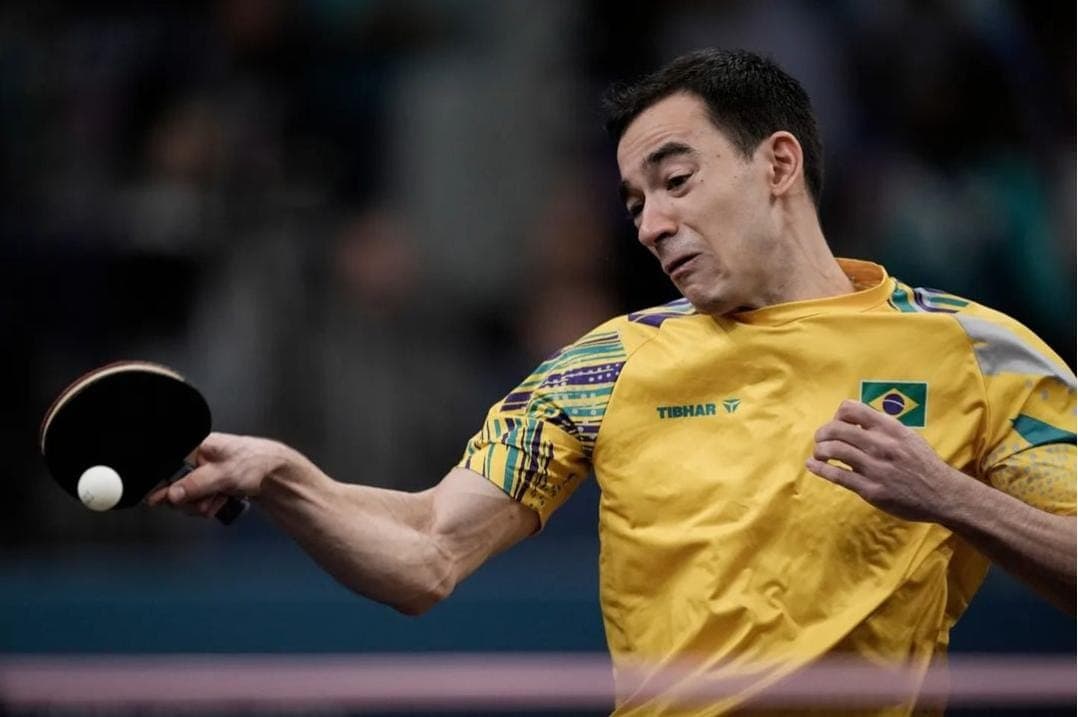 Hugo Calderano busca o bronze para o Brasil no tênis de mesa