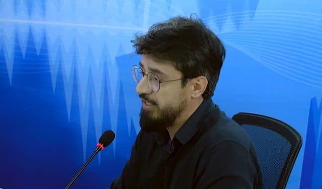 Professor Rogério promete programa de bolsas e revitalização de escolas em Cabedelo