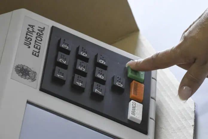 Mais de 860 mil eleitores vão às urnas neste domingo em João Pessoa e Campina Grande