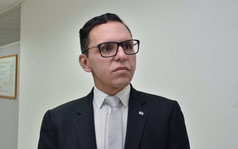 Juiz investigado por favorecer amigos e parente em processos é punido com aposentadoria compulsória na Paraíba