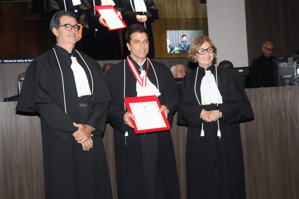 Francisco Seráphico toma posse como desembargador do Tribunal de Justiça da Paraíba