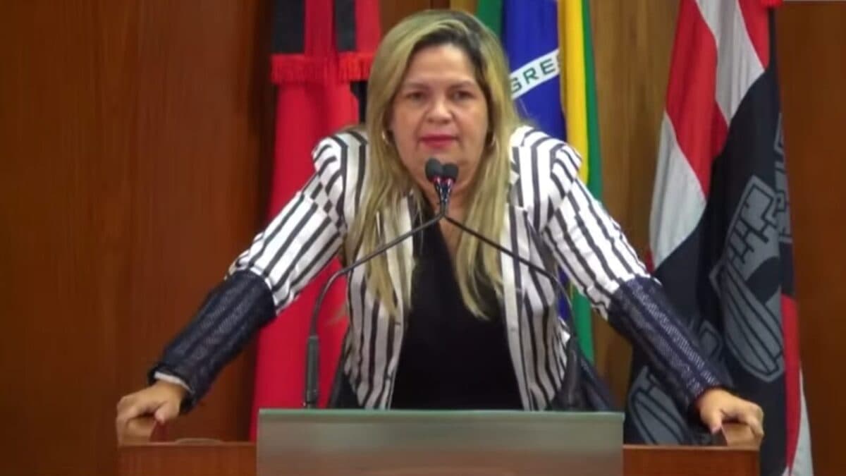 Justiça Eleitoral afasta Raissa Lacerda do cargo de vereadora de João Pessoa