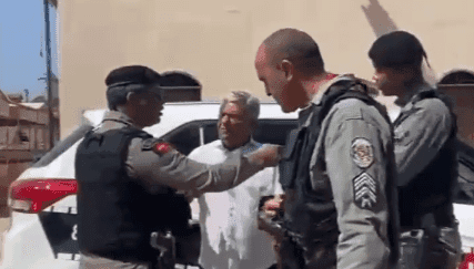 Vídeo: Prefeito de Pombal é preso acusado de aglomerar no dia da Eleição; Dr. Verissinho nega e denuncia perseguição