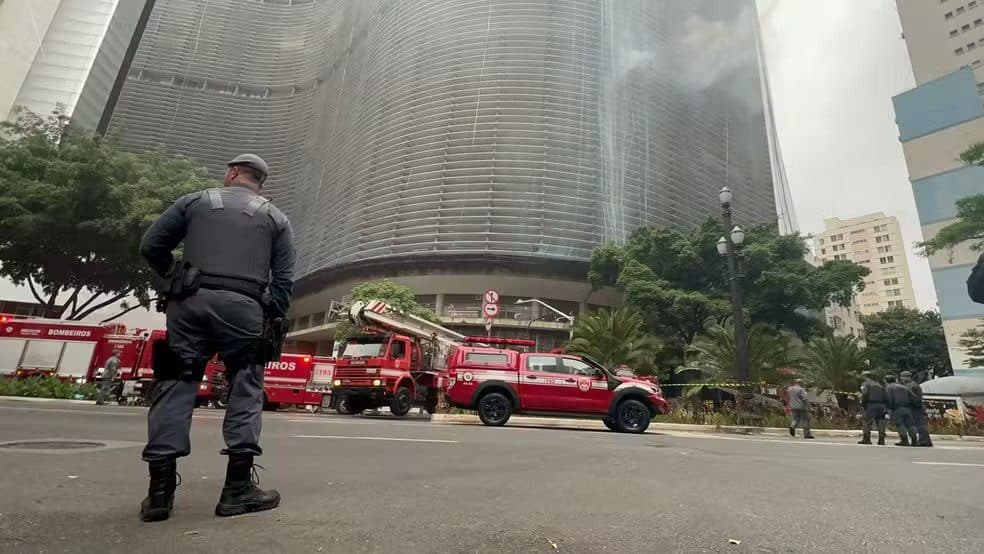 Incêndio atinge apartamento no Copan, prédio histórico no Centro de São Paulo