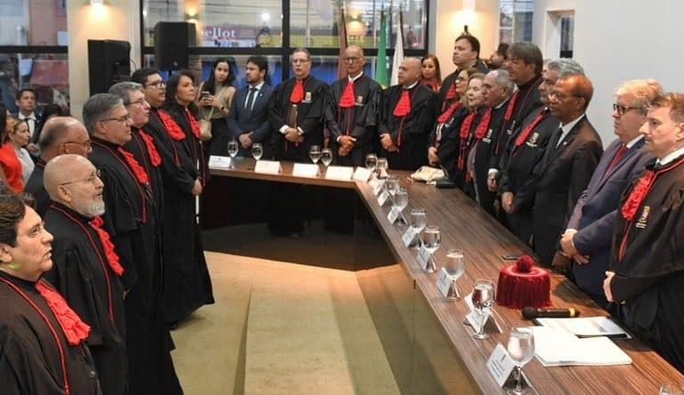 Oito novos procuradores são empossados em solenidade no Ministério Público da Paraíba
