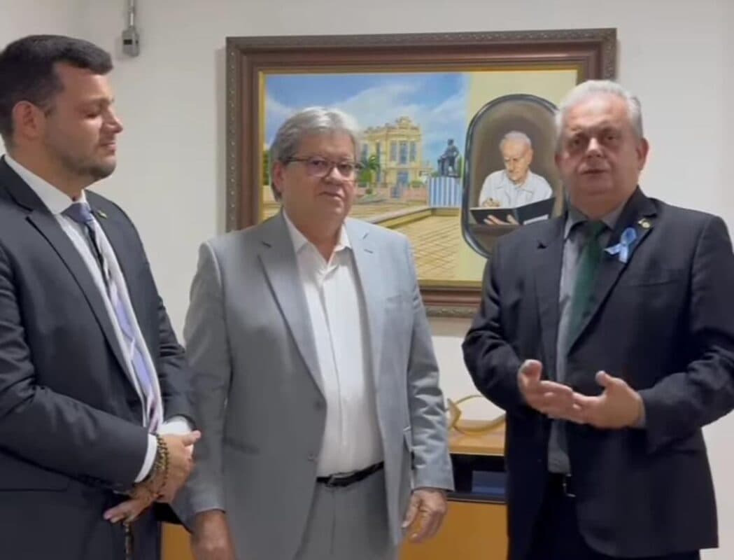 Mudança: Bosco Carneiro deixa oposição e retorna à base do governo João Azevêdo