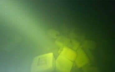 VÍDEO: Imagens registradas pela Marinha mostram tanques que caíram no rio Tocantins intactos