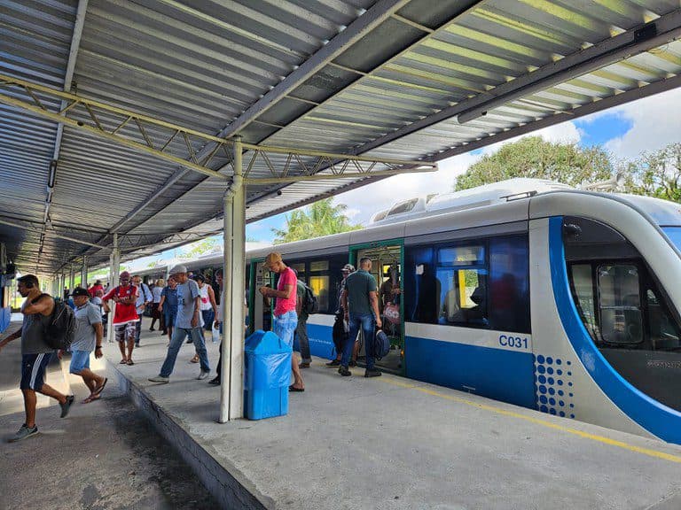 Viagens de trem entre João Pessoa e Cabedelo serão suspensas nesta quinta-feira; entenda