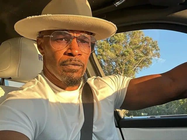 Ator Jamie Foxx é agredido em seu jantar de aniversário e leva pontos na boca