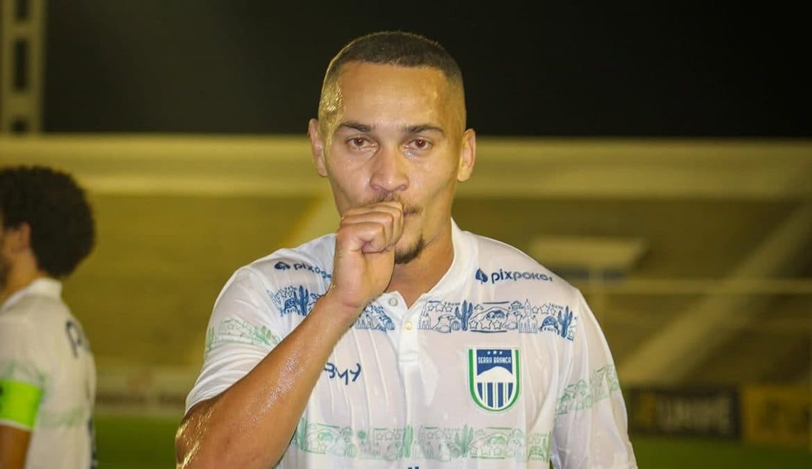 Jean Martim vibra com primeiro gol pelo Serra Branca e dedica ao filho: “Ser pai é alo inexplicável