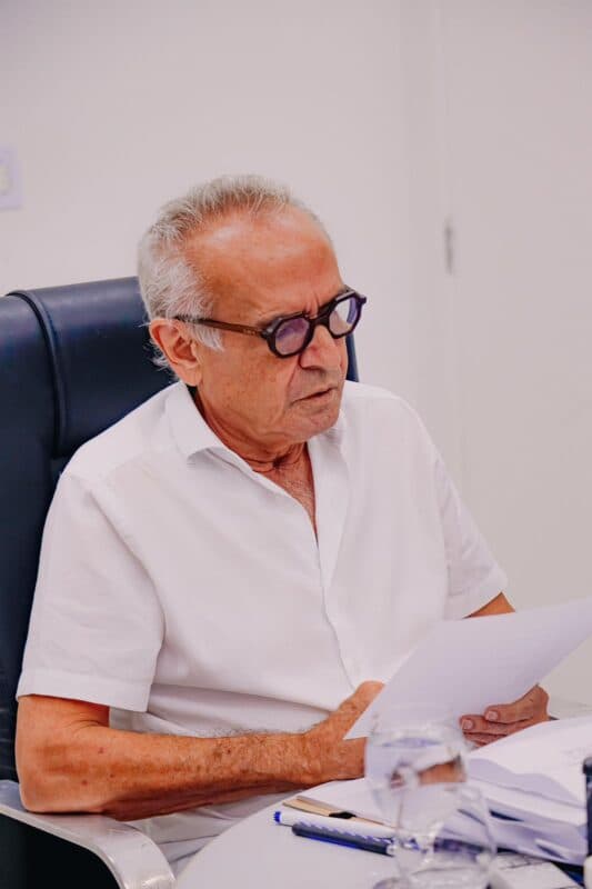 Cícero Lucena destaca importância do Hotel Tambaú para João Pessoa e volta a pedir fim da disputa judicial