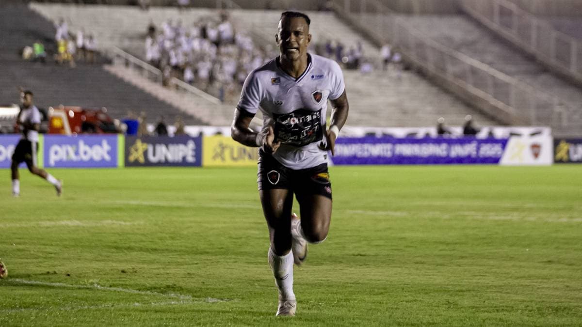 Com tranquilidade, Botafogo-PB vence Esporte de Patos e dorme na liderança isolada do Paraibano