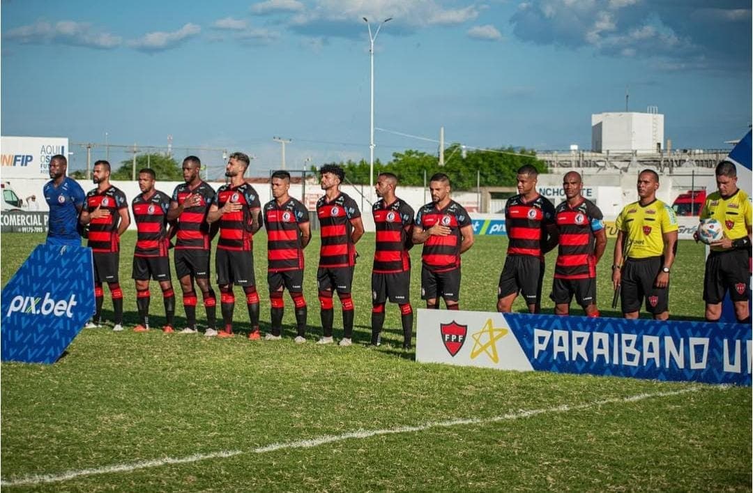 Campinense derrota Esporte de Patos e segue sonhando com a classificação no Paraibano