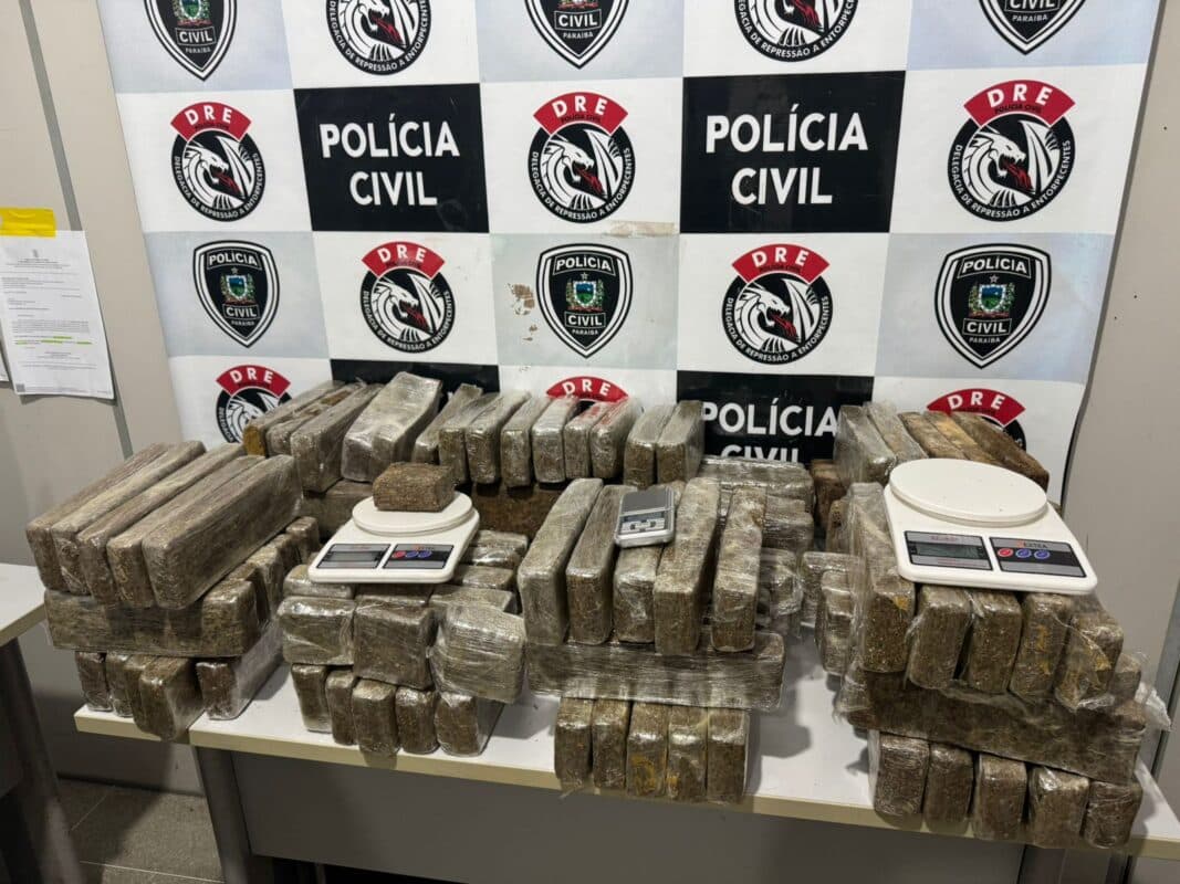 Polícia Civil apreende 100kg de maconha e balanças de precisão em Campina Grande