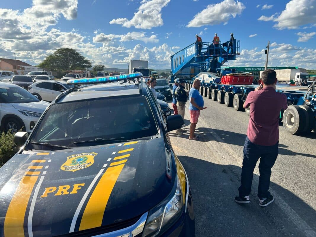 'Carreta do transformador' chega a Soledade e termina percurso na BR-230; comboio segue por rodovias estaduais