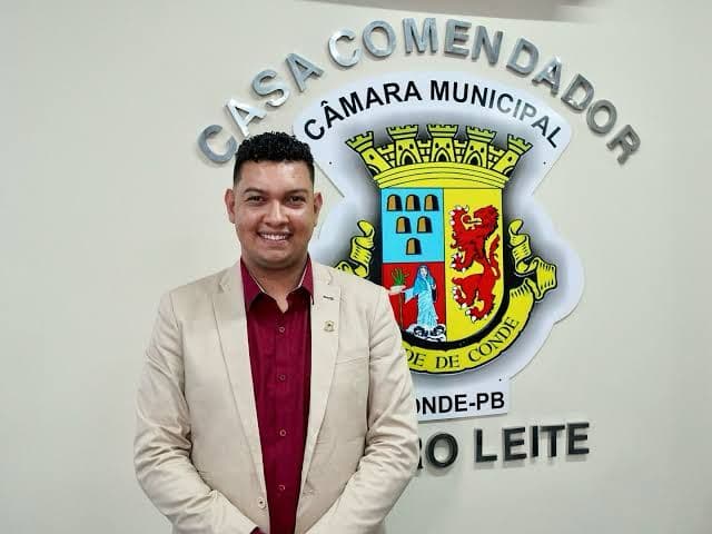 Prefeita Karla Pimentel amplia base na Câmara Municipal com retorno do vereador Fagner Melo