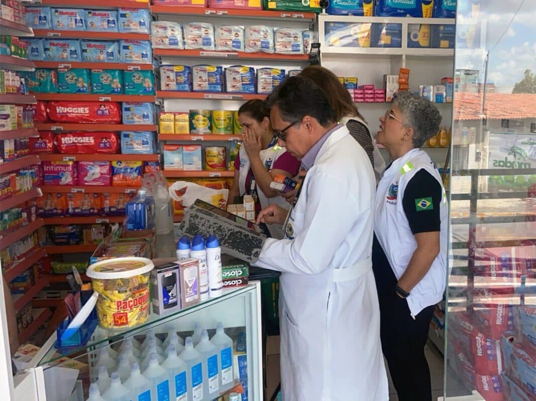 Farmácia é interditada e medicamentos apreendidos em Queimadas