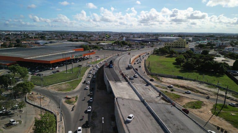 Diretor de operações da Semob pede paciência aos motoristas com a obra do viaduto de Água Fria e diz que equipes estão a postos para minimizar problemas