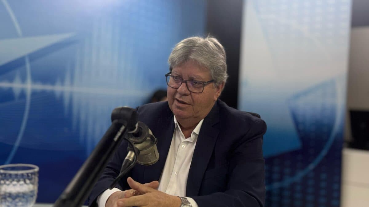 João Azevêdo anuncia novo concurso público na Paraíba; confira vagas