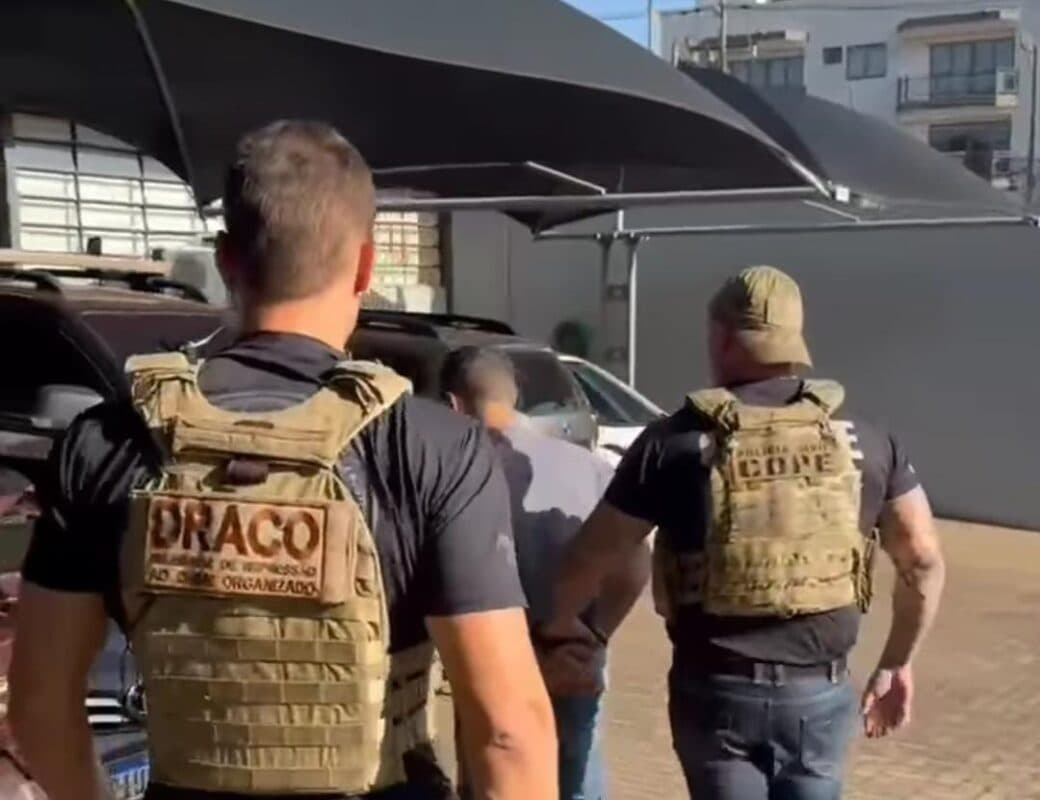 Mais de 250 kg de maconha enviada para Paraíba é interceptada no Paraná em carro de prefeitura do Rio Grande do Norte