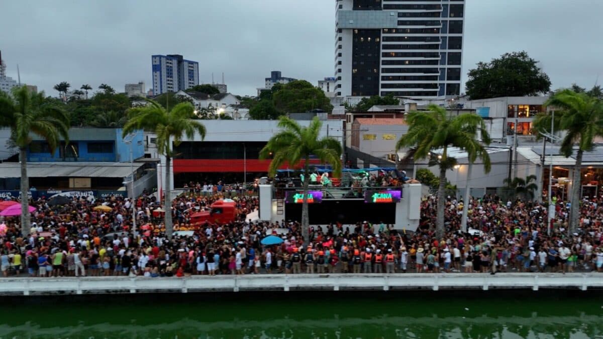 Pós-carnaval: blocos desfilam de hoje até domingo em Campina Grande