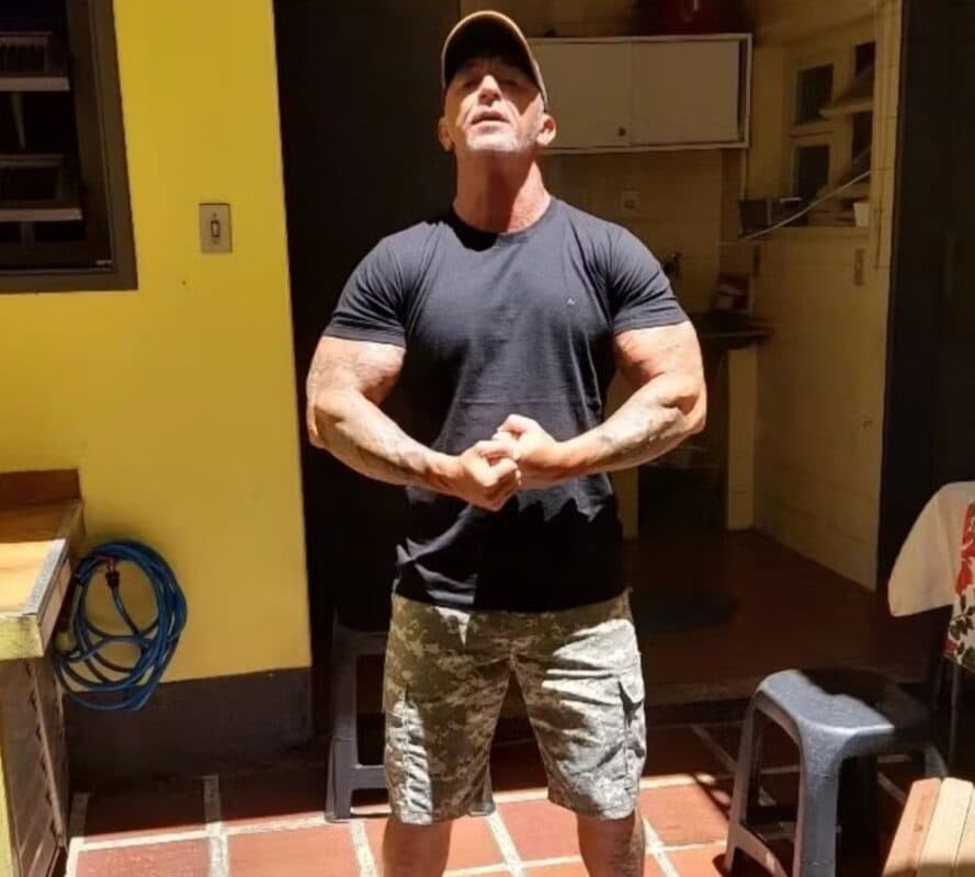 Condenado pela morte dos pais de Suzane Richthofen, Cristian Cravinhos posta foto após ser solto