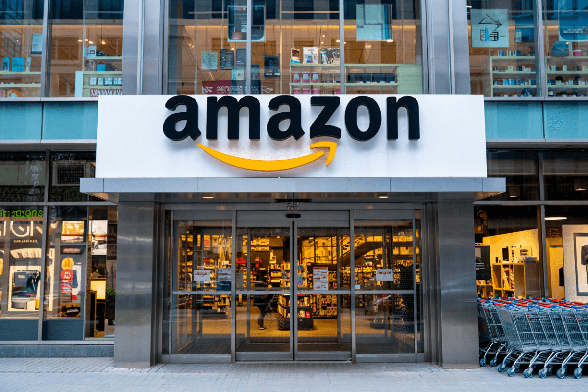 Amazon Outlet Revelado: O Guia Definitivo para Ofertas Secretas na Amazon em 2025