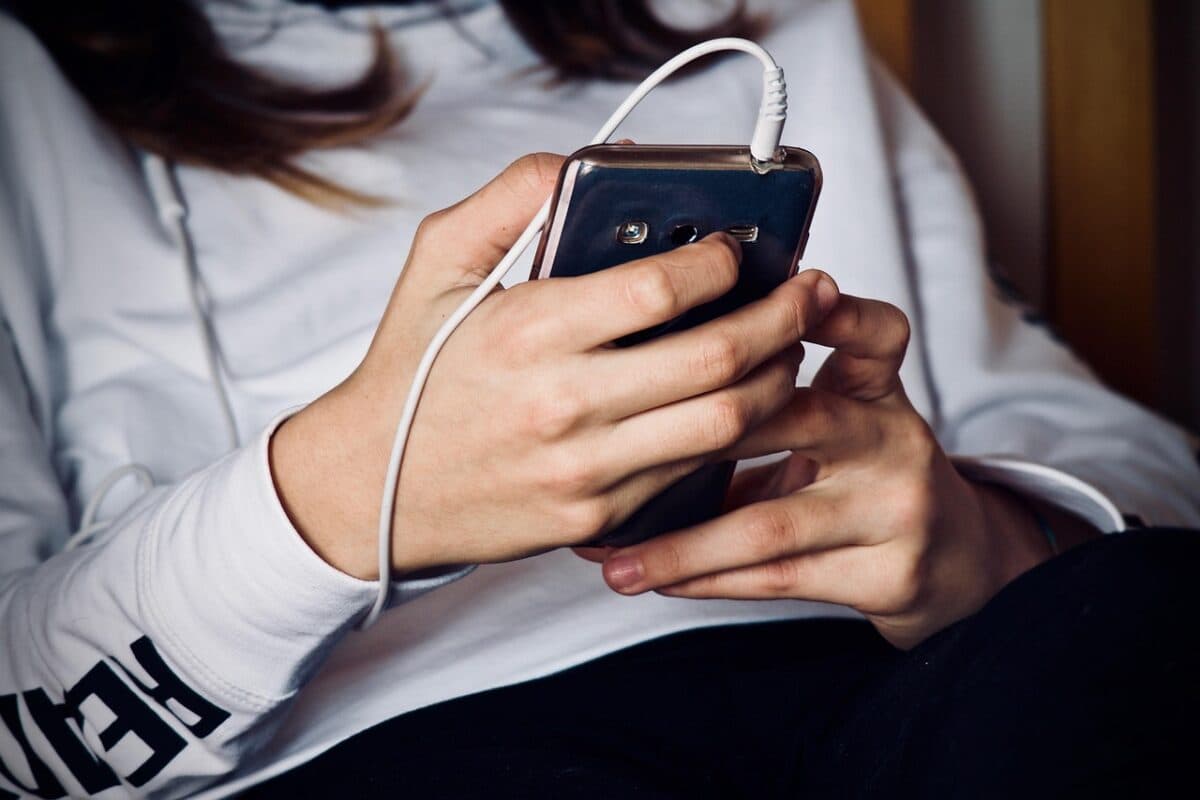 Vietnã propõe proibir menores de 16 anos de publicar conteúdo nas redes sociais