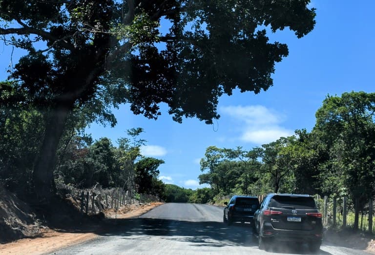 Obras do Polo Turístico Cabo Branco avançam e via que liga Mangabeira ao Centro de Convenções recebe asfalto, em João Pessoa