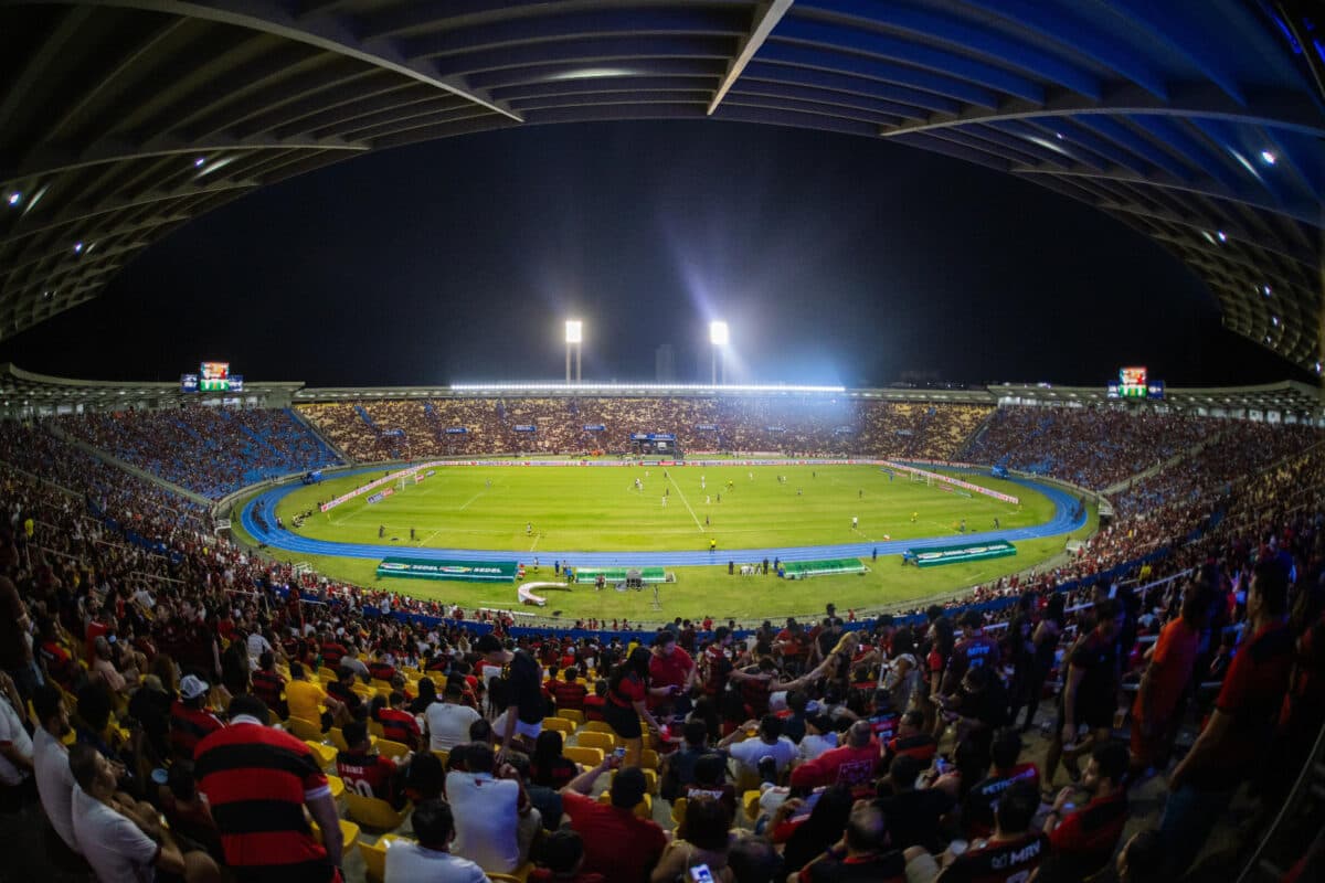 Acordo milionário para venda do mando de campo do Belo ainda não foi fechado e diretoria do Flamengo fez exigências, diz jornalista