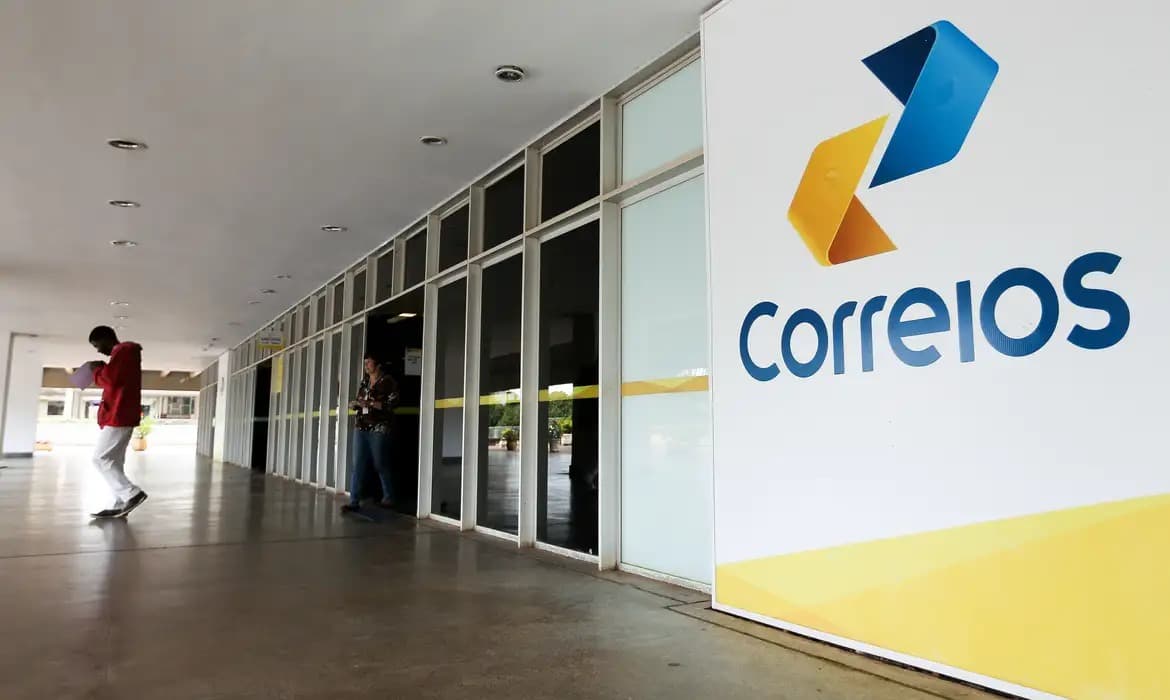 INSS cogita usar agências dos Correios para atender afetados por fraudes