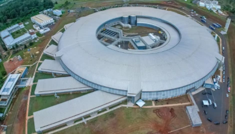 Acelerador Sirius desenvolve análise de rochas do pré-sal; inédito no mundo