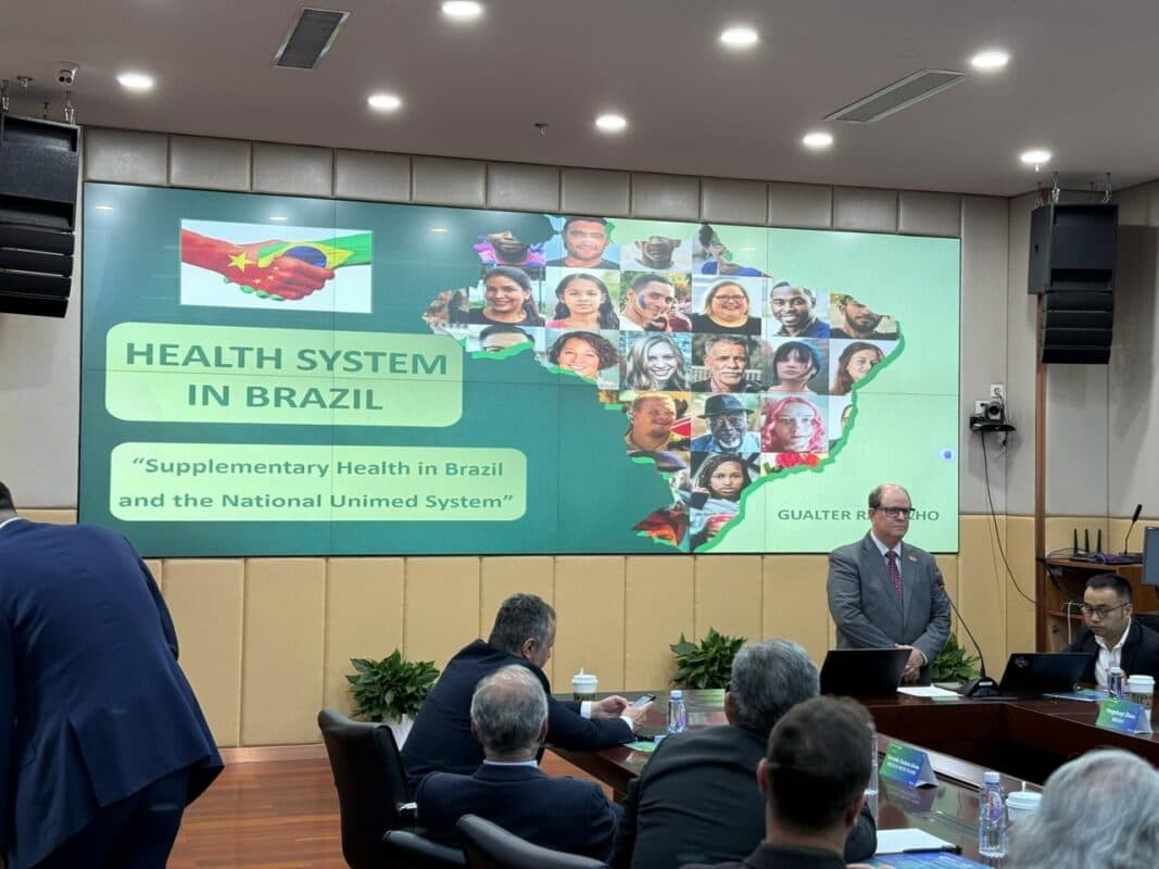 Inovação tecnológica e parcerias estratégias: Gualter Ramalho lidera missão técnica na China
